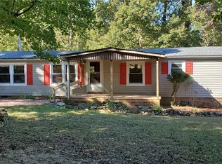 7826 Garrett Rd, Liberty, NC 27298