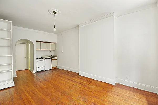 Sold by Citi Habitats | media 17