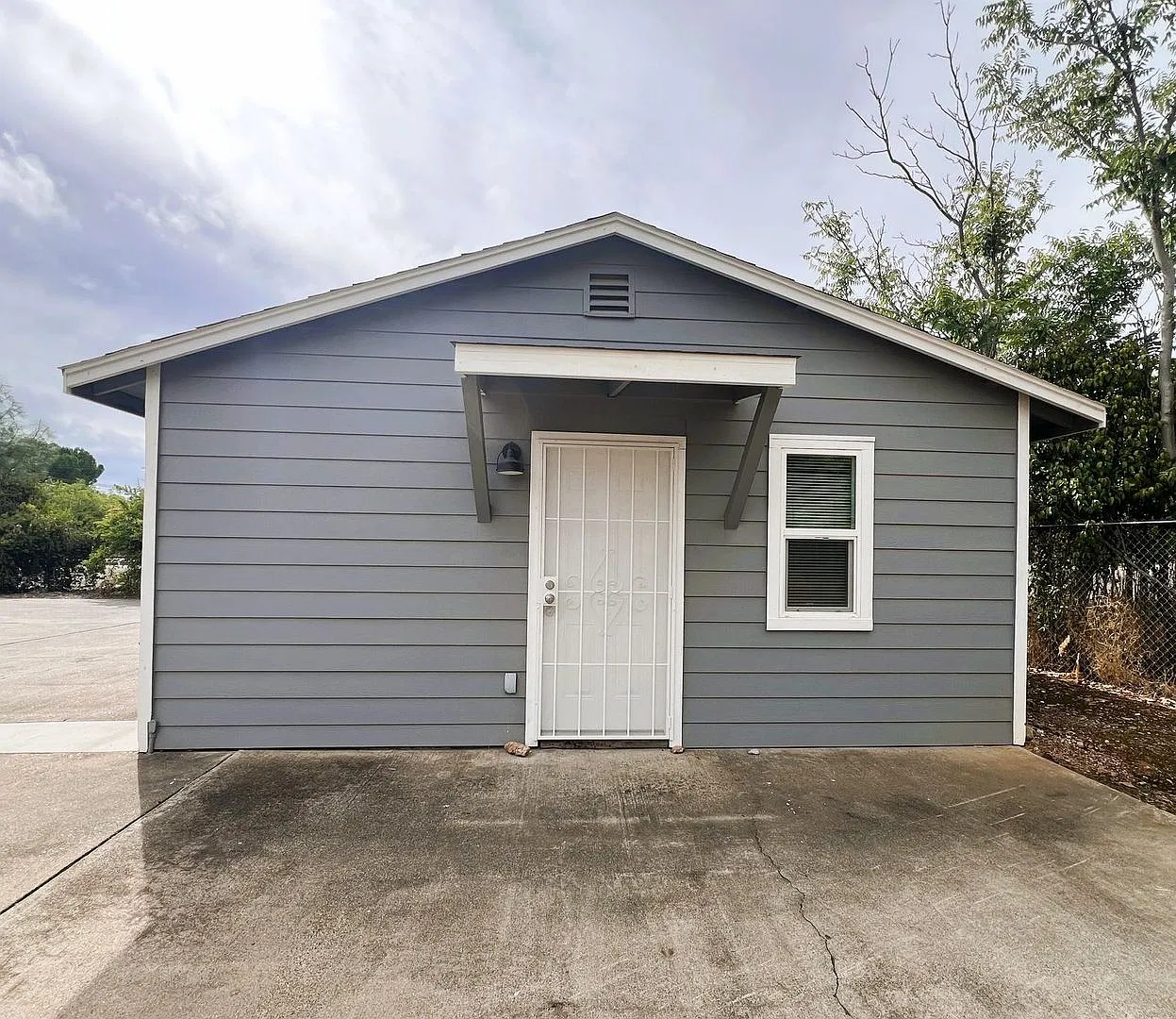 529 David Ave — Photo 1