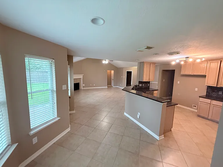 3226 Ivory Pointe Dr — Photo 4