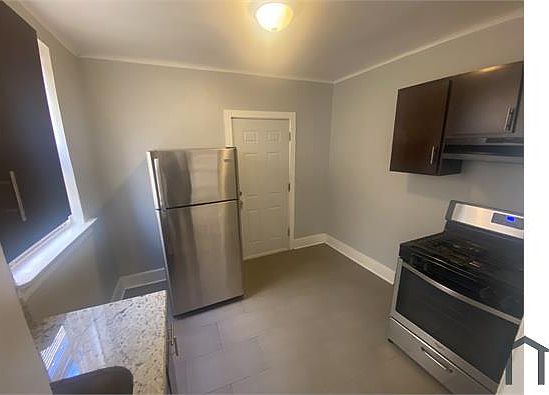 2nd image of 7635 S East End Ave #H1