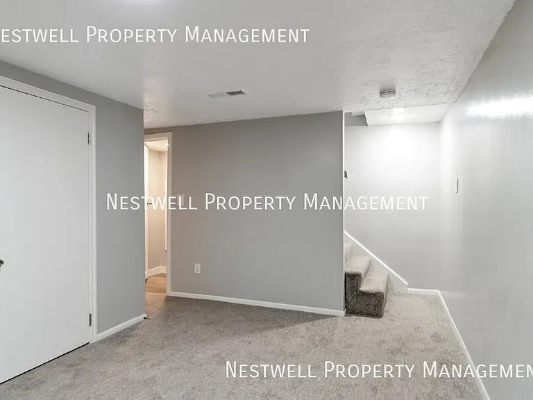 2590 E Wilmington Ave — Photo 12