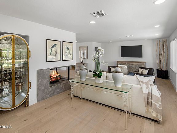 5th image of 5635 E LINCOLN Drive #6