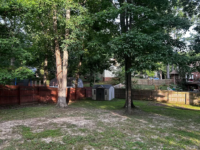 2307 Carrollwood Ct — Photo 20
