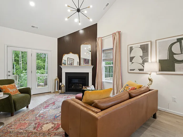 6489 Lila Crest Ln — Photo 8