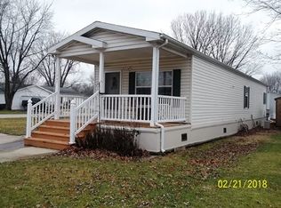 1947 Jefferson Dr, Urbana, IL 61802