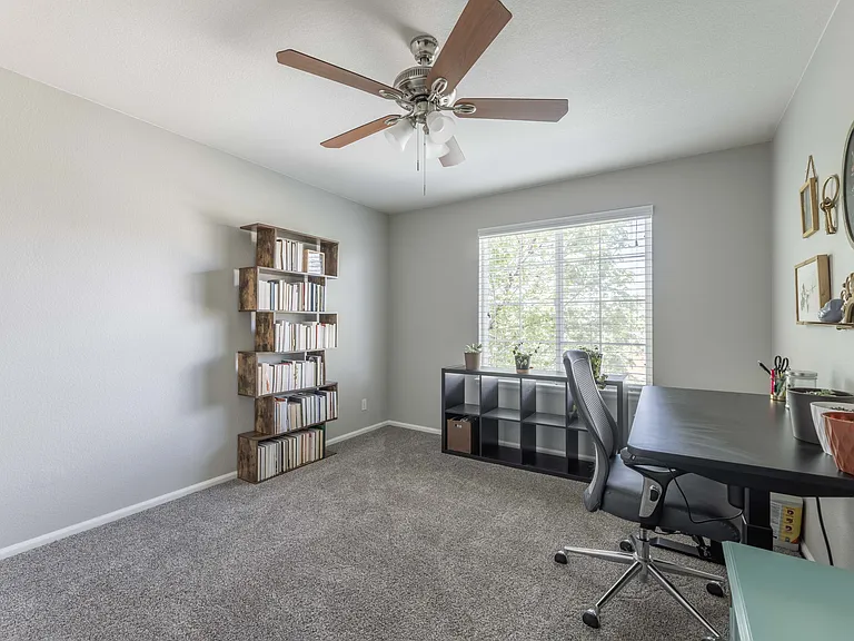 4722 Sutton St — Photo 26