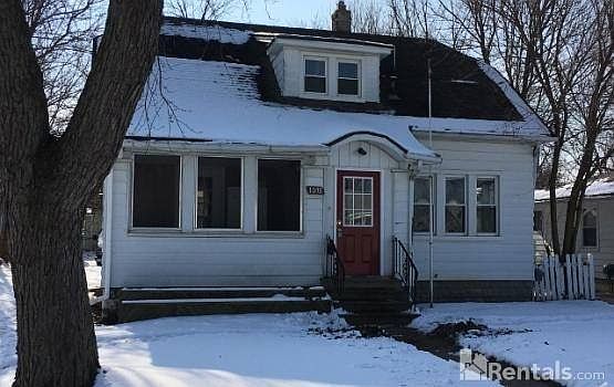1st image of 1033 Myrtle Ave