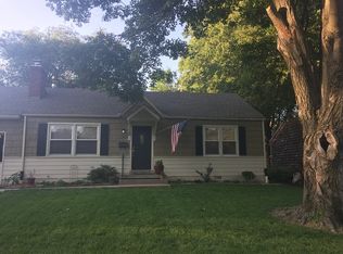 5000 Sycamore Dr, Roeland Park, KS 66205