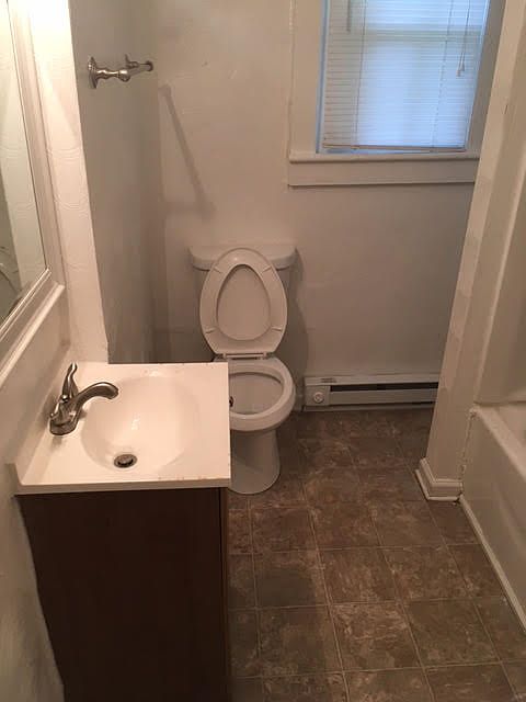 1st image of 1406 Maple Ave