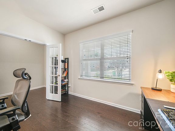 3rd image of 15120 Evergreen House Dr