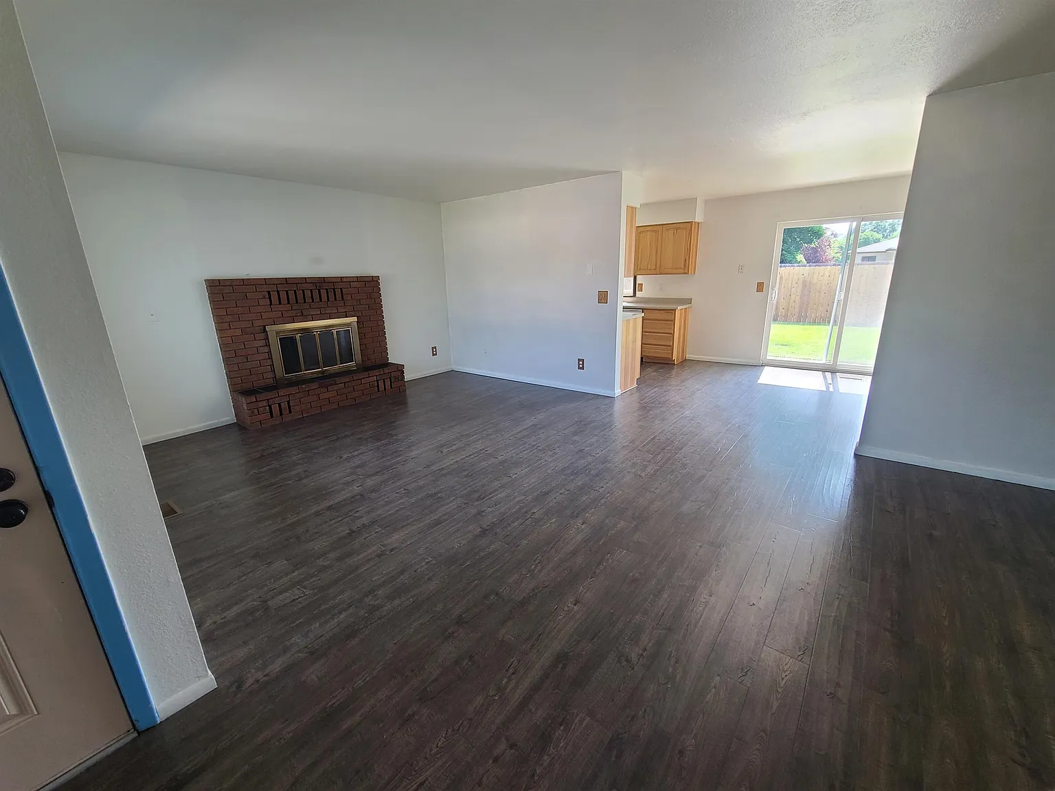 2806 Harmony — Photo 4