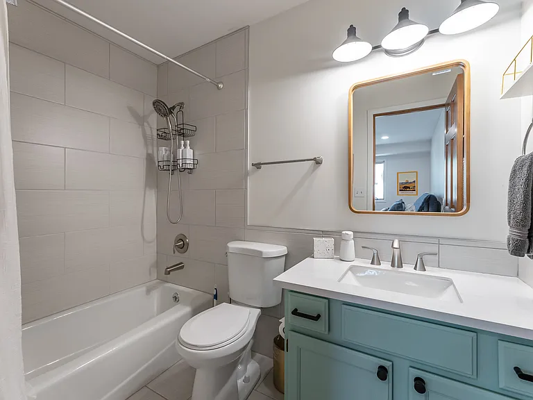 1712 W Olive St #50 — Photo 27