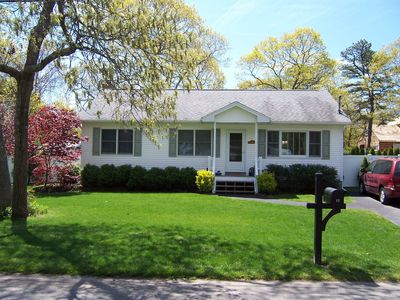 13 Atlantic Ave, Hampton Bays, NY, 11946
