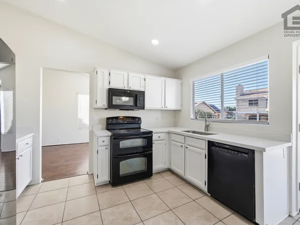 7202 W Corrine Dr, Peoria, AZ 85381