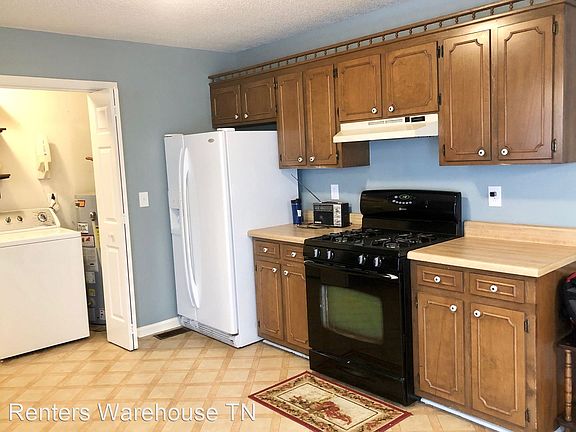4th image of 582 Sharondale Dr