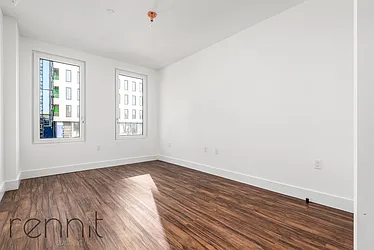 Rented by Rennit Inc.