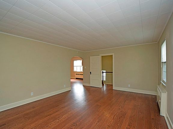 3rd image of 6260 Rogers Park Pl