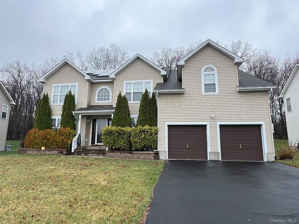 1st image of 10 Johanna Drive