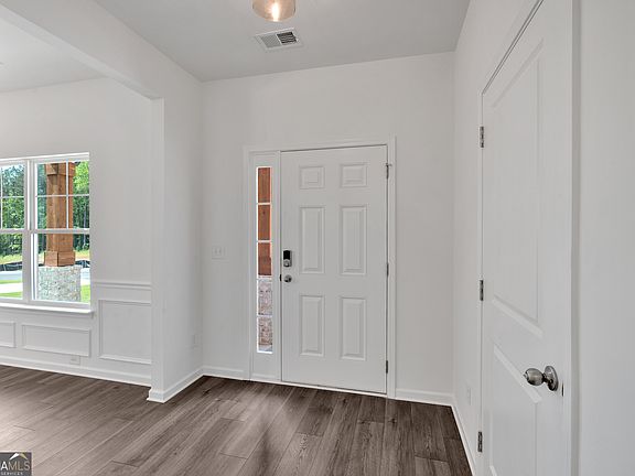 6th image of this home