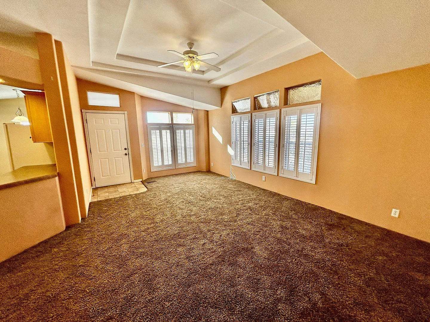 Charming 3-Bedroom, 2-Bath Home in Fortuna Foothills — Photo 2