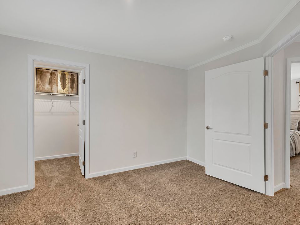 Champion SL3 S & F SUNNY ACRES SALES CENTER Plan, UMH Somerset Sales