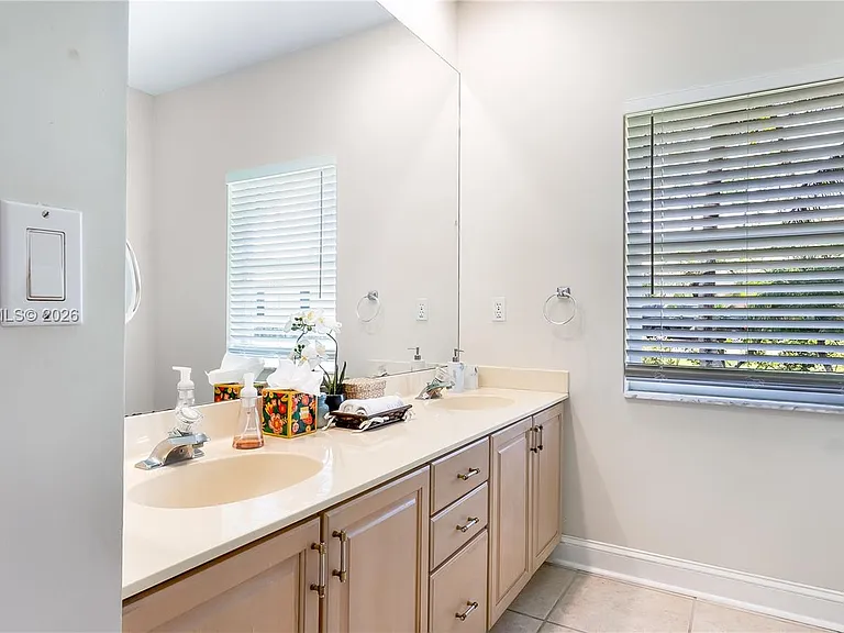 11859 Sanbourn Ct — Photo 39
