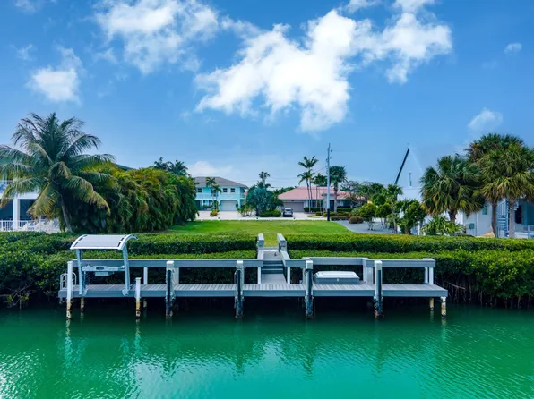 200 13th St, Key Colony Beach, FL 33051