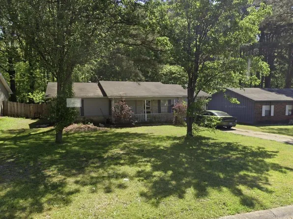 2408 Carywood Dr, Bryant, AR 72022