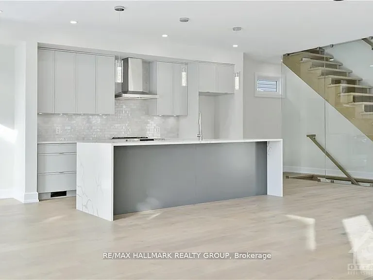 484 Woodland Ave — Photo 11