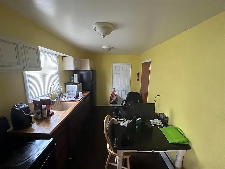 112 N Washington Ave #1 — Photo 8