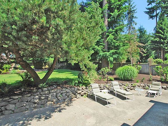 2nd image of 318 S 361st Pl