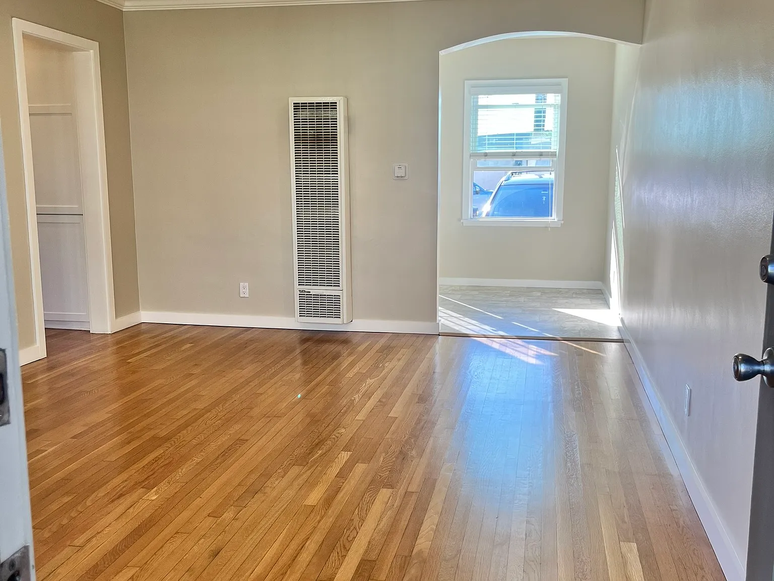 1 bed, 750 sqft, $2,350 — Photo 3