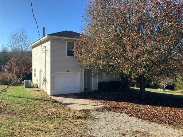 194 Madison St #1623, Huntsville, AR 72740