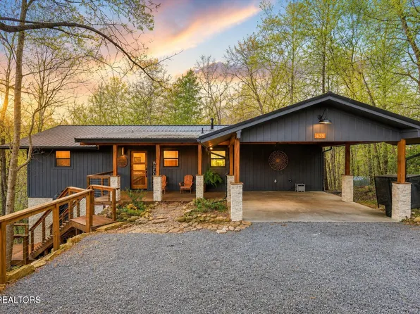 435 Hemlock Ln, Sevierville, TN 37876