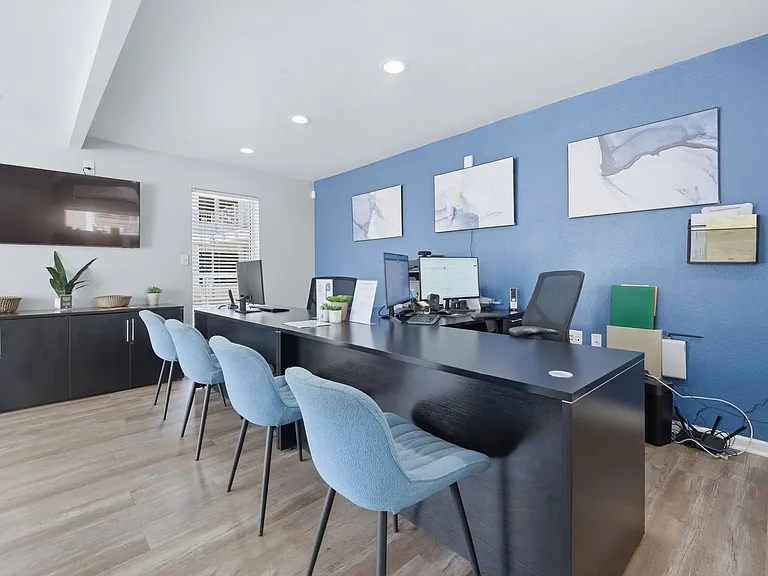 Thrive Tempe Apartments — Photo 17