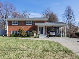 3811 Breckenridge Ln, Louisville, KY 40218