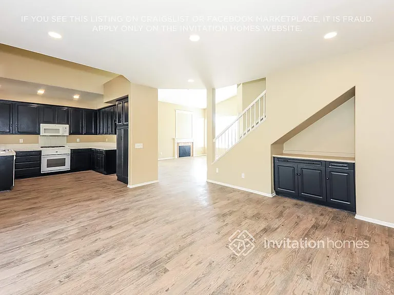 39402 Calistoga Dr — Photo 8