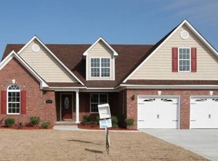 1935 Ellie Ave, Fayetteville, NC 28314