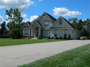 4258 Plank Rd, Lockport, NY 14094