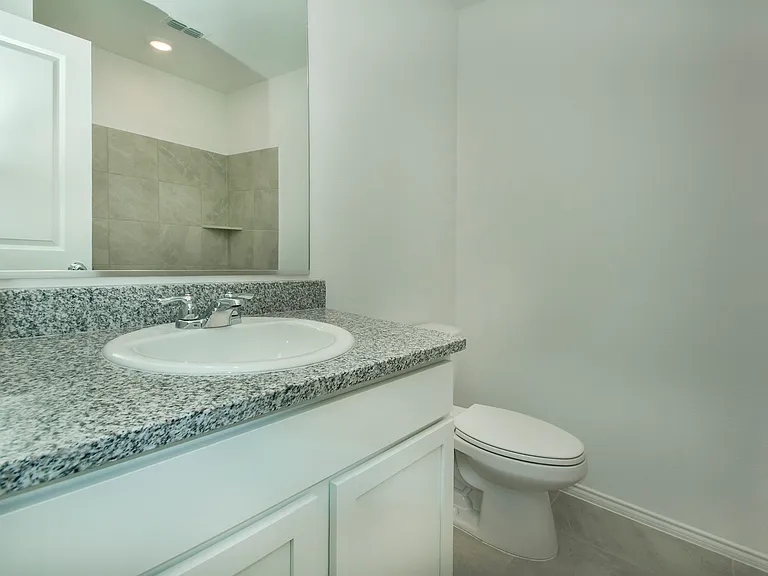 2905 Kings Table Ct — Photo 12