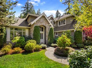 13054 Trail Heights Ct NE, Bainbridge Island, WA 98110