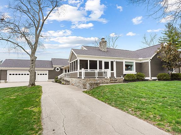 4th image of 2631 Newtown Rd