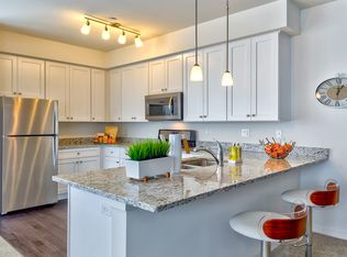 9510 W 140th St #14170, Orland Park, IL 60462