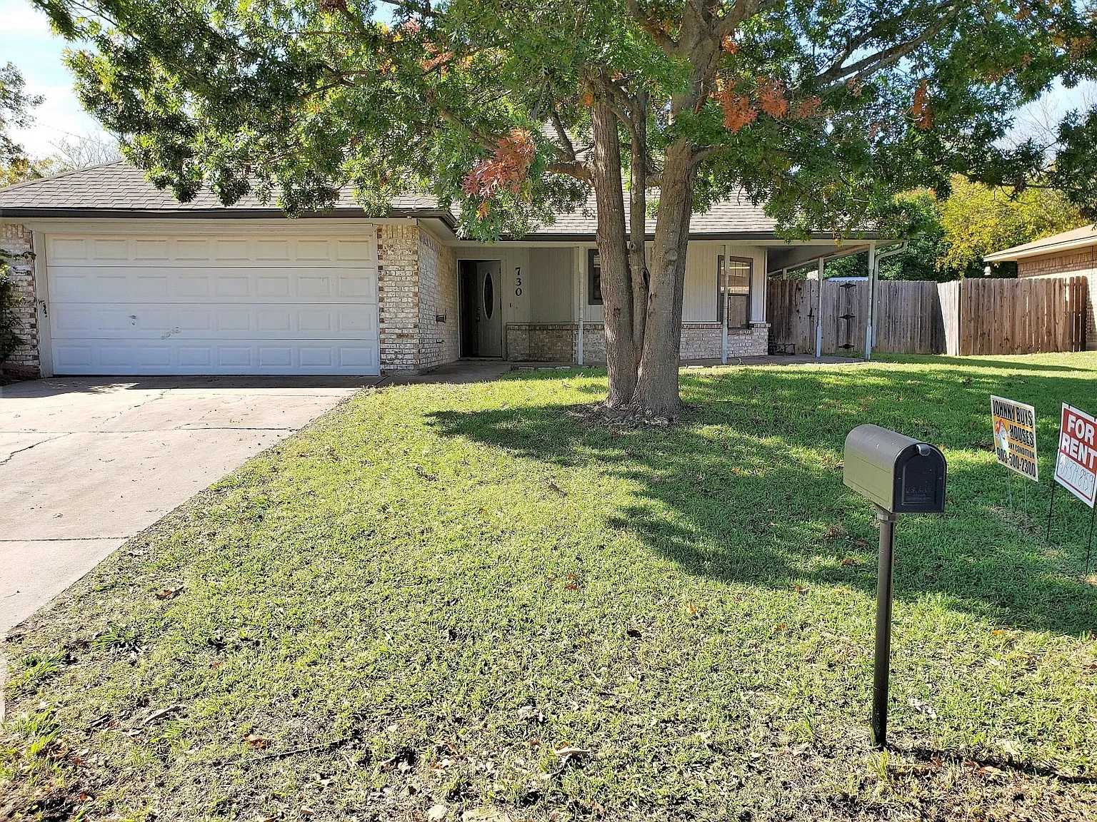730 Patricia Dr, Sherman, TX 75090 - 1 — Photo 3