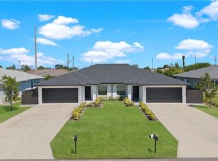 2917 SW Santa Barbara Pl, Cape Coral, FL 33914