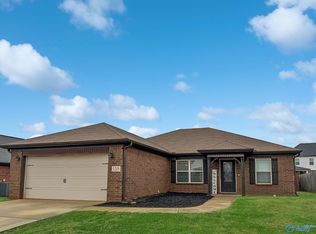 138 Walkers Hill Rd, Meridianville, AL 35759