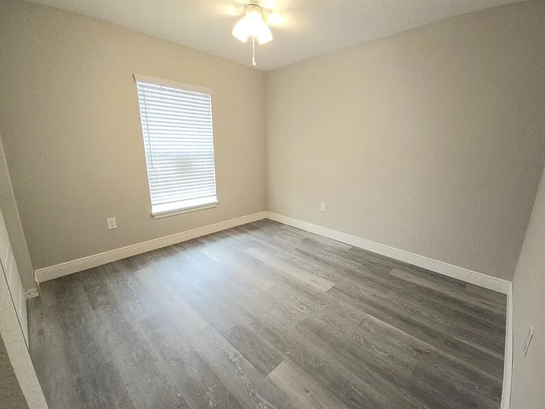7 Spruce Loop Way — Photo 13