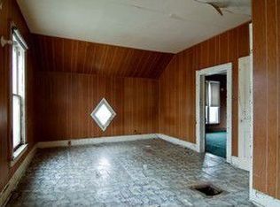 522 Brook St, Elgin, IL 60120