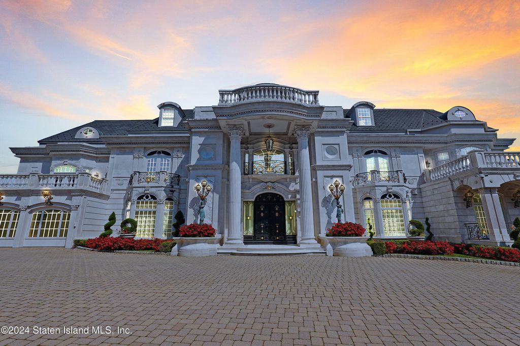 177 Benedict Rd, Staten Island, NY 10304